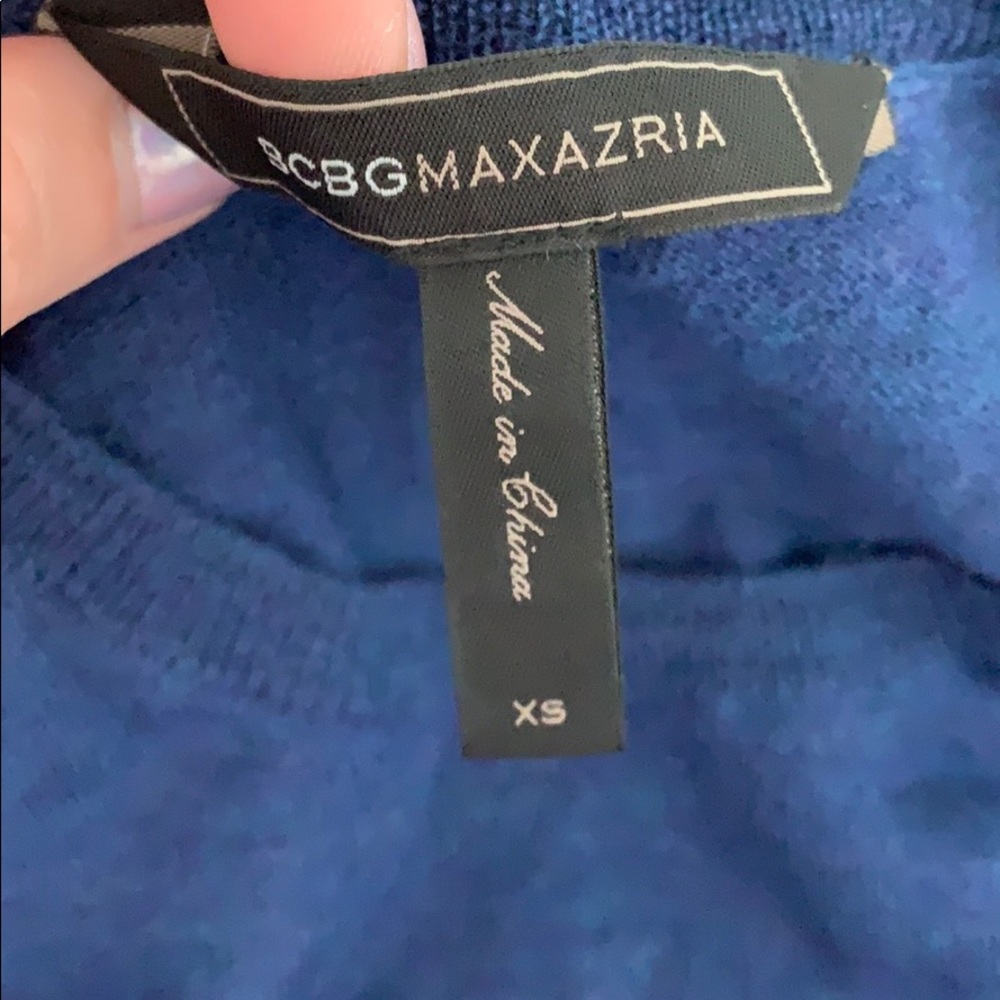 Bcbgmaxazria cropped sweater size XS - Picture 3 of 3